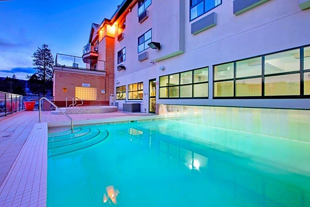 Doubletree By Hilton ווסט קלונה מראה חיצוני תמונה