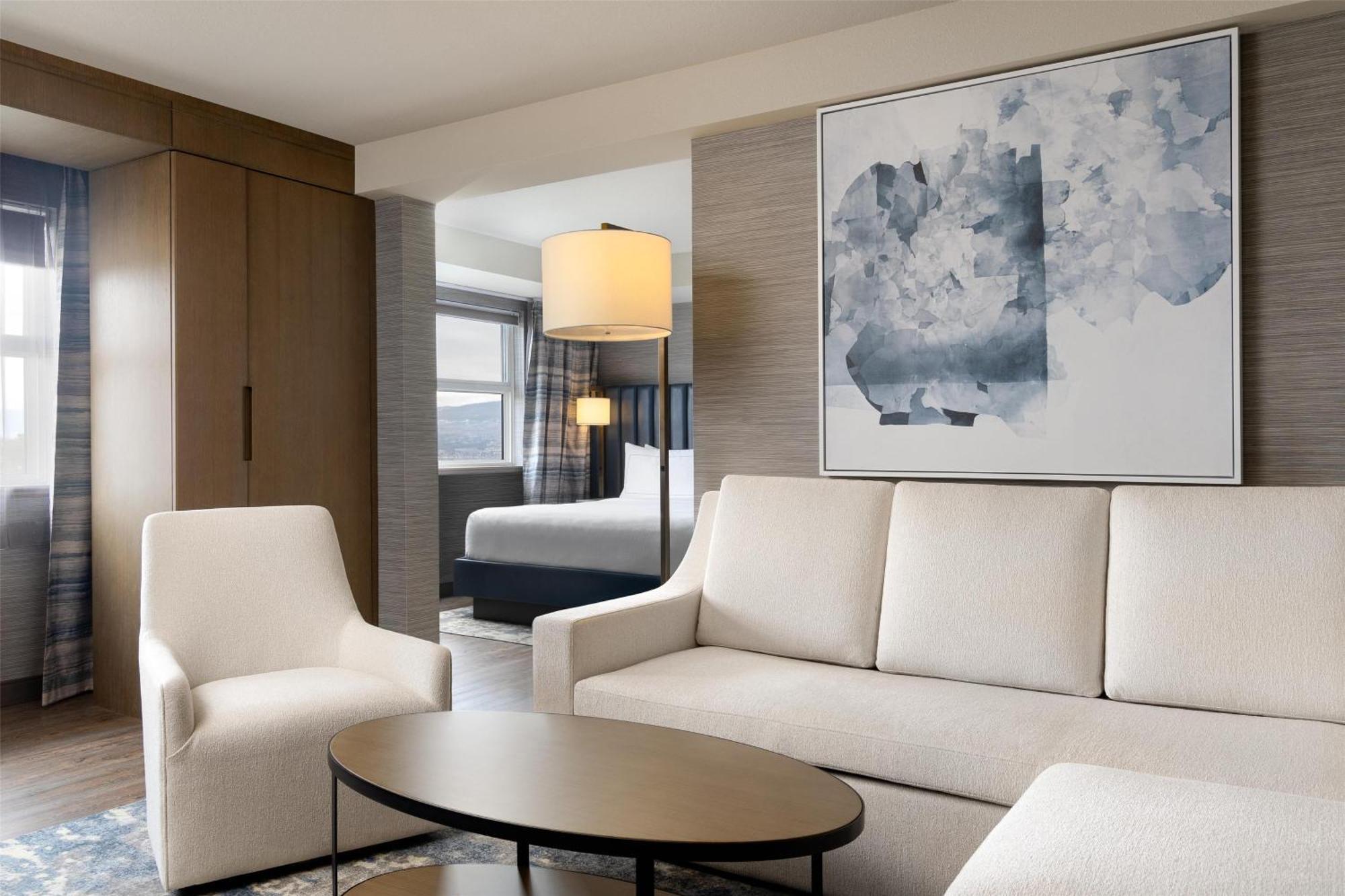 Doubletree By Hilton ווסט קלונה מראה חיצוני תמונה